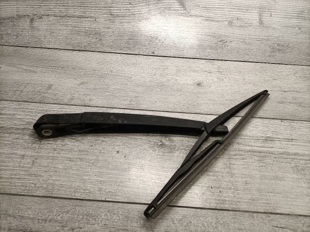 bontott RENAULT CLIO III Hátsó Ablaktörlő Kar