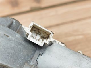 bontott RENAULT CLIO III Hátsó Ablaktörlő Motor