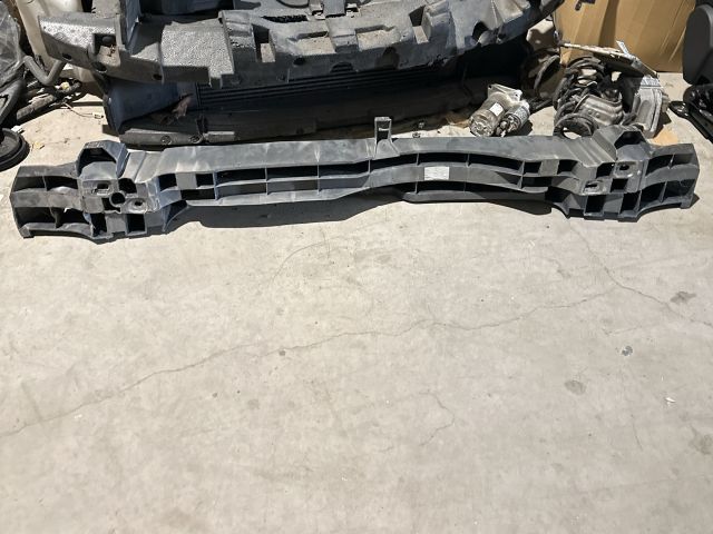 bontott RENAULT CLIO III Hátsó Lökhárító Merevítő (Fém)