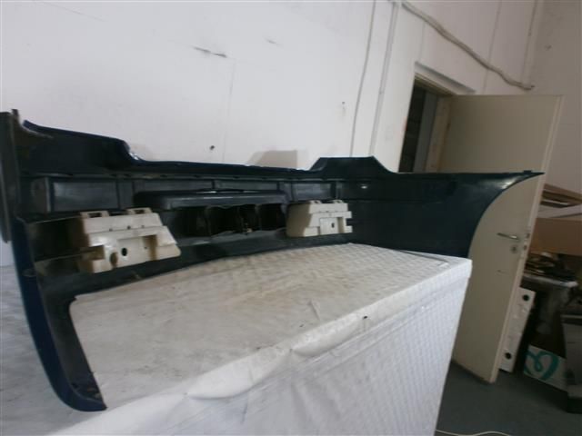 bontott RENAULT CLIO III Hátsó Lökhárító (Részeivel)