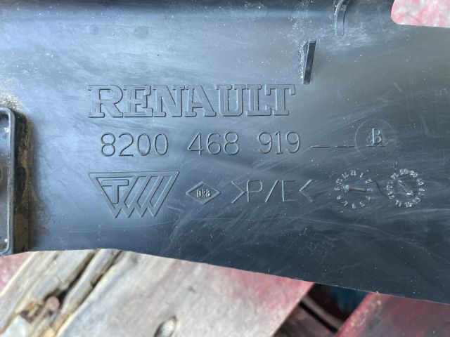 bontott RENAULT CLIO III Hűtő Légterelő