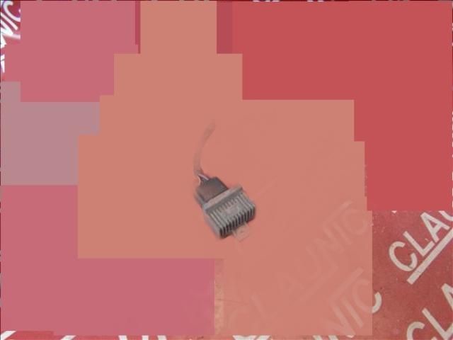 bontott RENAULT CLIO III Izzító Relé