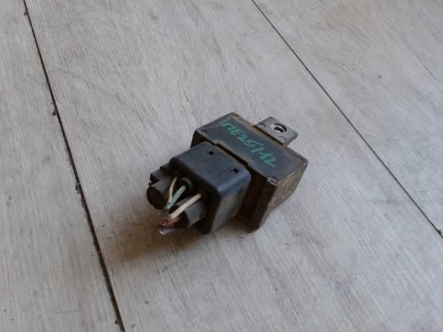 bontott RENAULT CLIO III Izzító Relé