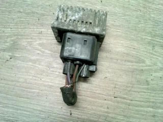 bontott RENAULT CLIO III Izzító Relé