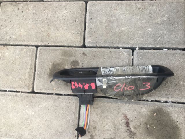 bontott RENAULT CLIO III Jobb első Ablakemelő Kapcsoló