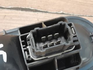 bontott RENAULT CLIO III Jobb első Ablakemelő Kapcsoló