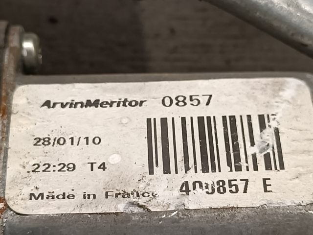 bontott RENAULT CLIO III Jobb első Ablakemelő Szerkezet (Elektromos)