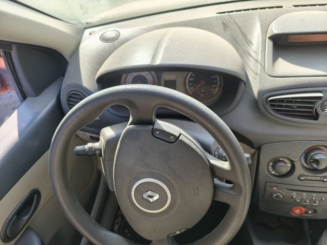 bontott RENAULT CLIO III Jobb első Ablaktörlő Kar