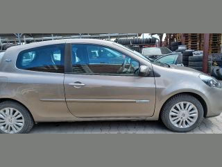 bontott RENAULT CLIO III Jobb első Ajtó (Üres lemez)