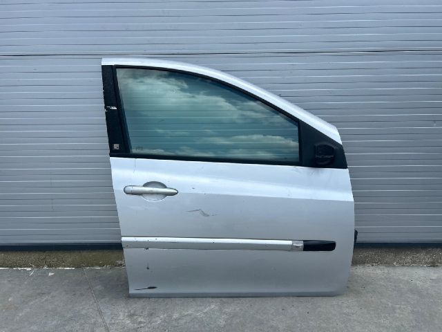 bontott RENAULT CLIO III Jobb első Ajtó (Üres lemez)