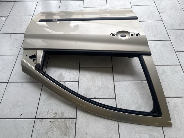 bontott RENAULT CLIO III Jobb első Ajtó (Üres lemez)