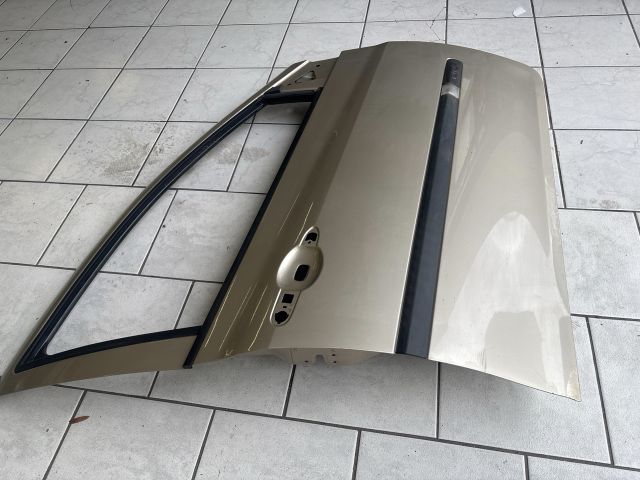 bontott RENAULT CLIO III Jobb első Ajtó (Üres lemez)