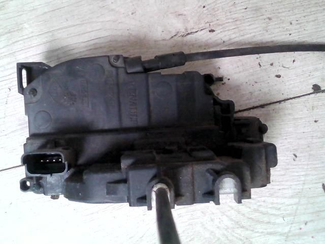 bontott RENAULT CLIO III Jobb első Ajtózár