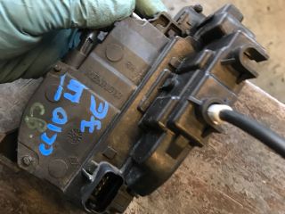 bontott RENAULT CLIO III Jobb első Ajtózár