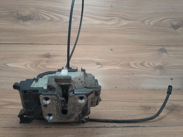 bontott RENAULT CLIO III Jobb első Ajtózár