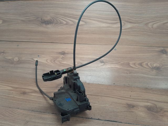 bontott RENAULT CLIO III Jobb első Ajtózár