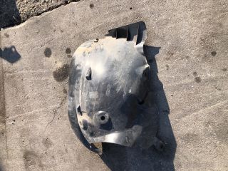 bontott RENAULT CLIO III Jobb első Első Dobbetét (Kerékjárati, Műanyag)