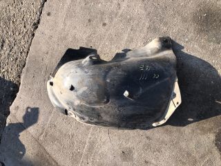 bontott RENAULT CLIO III Jobb első Első Dobbetét (Kerékjárati, Műanyag)