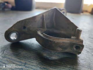 bontott RENAULT CLIO III Jobb első Féltengely Tartó