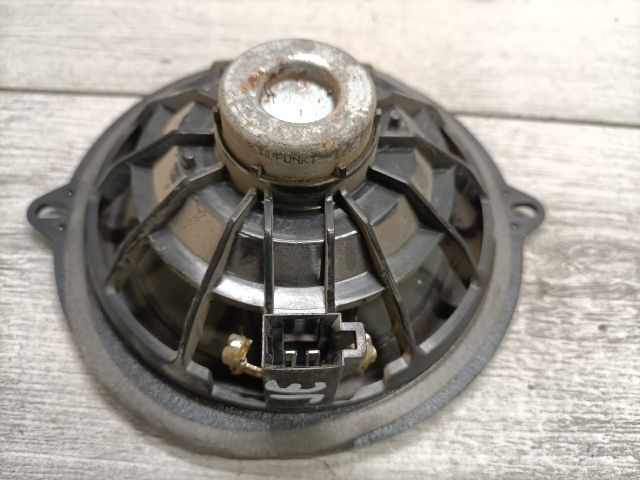 bontott RENAULT CLIO III Jobb első Hangszóró