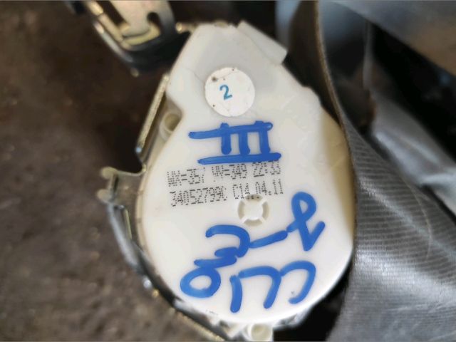 bontott RENAULT CLIO III Jobb első Övfeszítő