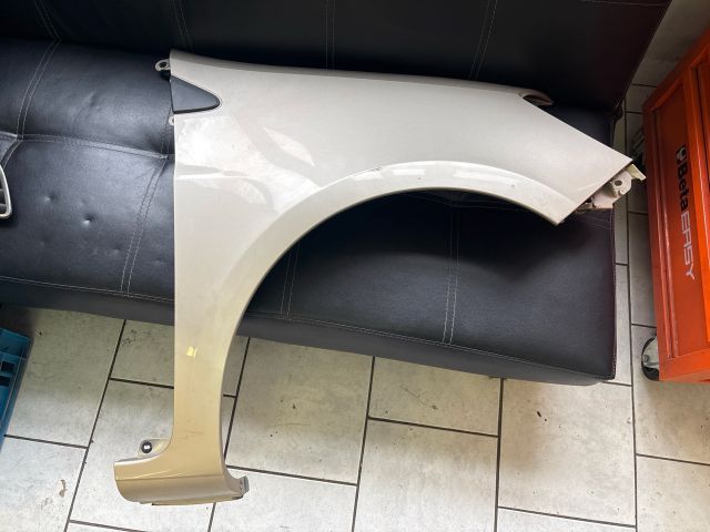 bontott RENAULT CLIO III Jobb első Sárvédő