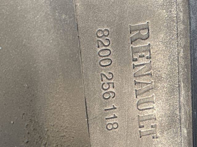 bontott RENAULT CLIO III Jobb első Sárvédő