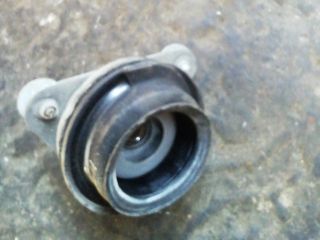 bontott RENAULT CLIO III Jobb első Toronycsapágy