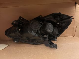 bontott RENAULT CLIO III Jobb Fényszóró