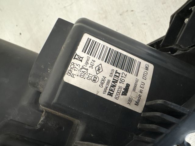 bontott RENAULT CLIO III Jobb Fényszóró