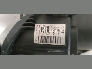bontott RENAULT CLIO III Jobb Fényszóró