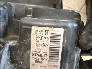 bontott RENAULT CLIO III Jobb Fényszóró