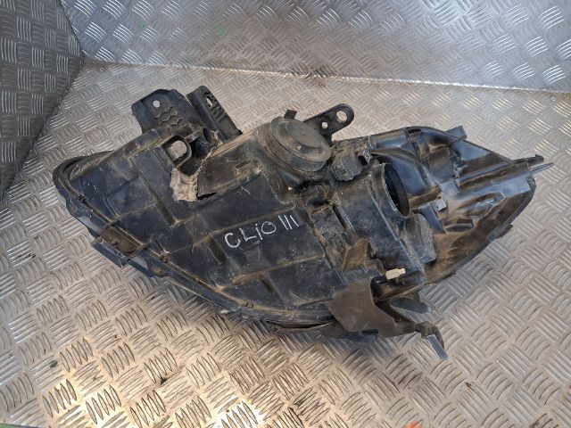 bontott RENAULT CLIO III Jobb Fényszóró