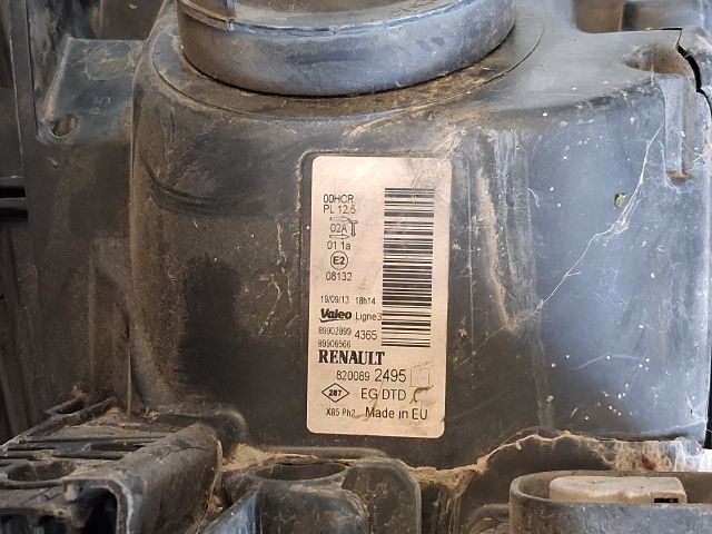 bontott RENAULT CLIO III Jobb Fényszóró