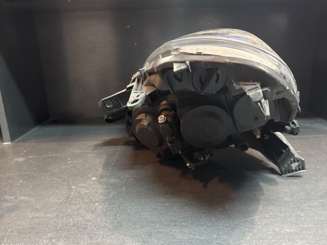 bontott RENAULT CLIO III Jobb Fényszóró