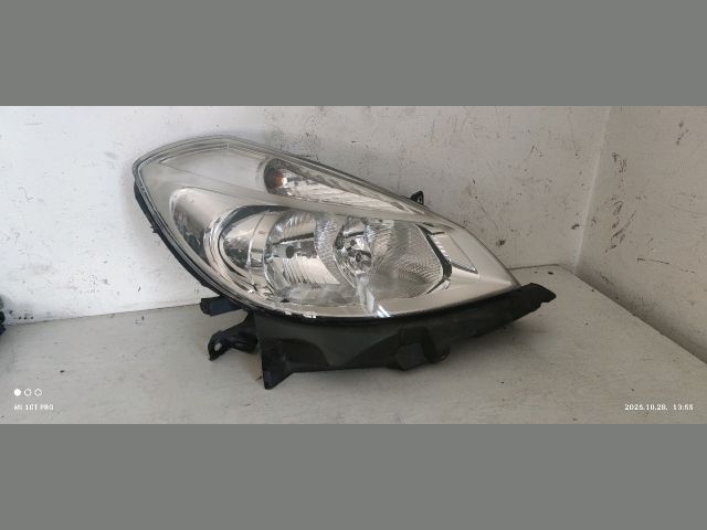 bontott RENAULT CLIO III Jobb Fényszóró