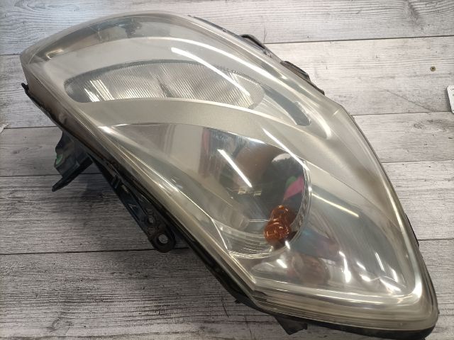 bontott RENAULT CLIO III Jobb Fényszóró