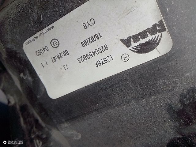 bontott RENAULT CLIO III Jobb Fényszóró