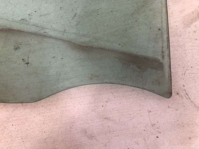 bontott RENAULT CLIO III Jobb hátsó Ablak