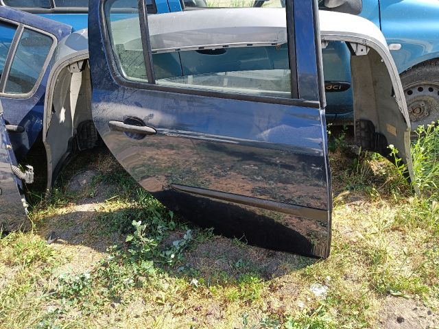 bontott RENAULT CLIO III Jobb hátsó Ajtó (Részeivel)