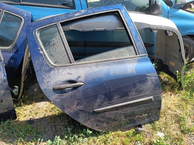 bontott RENAULT CLIO III Jobb hátsó Ajtó (Részeivel)