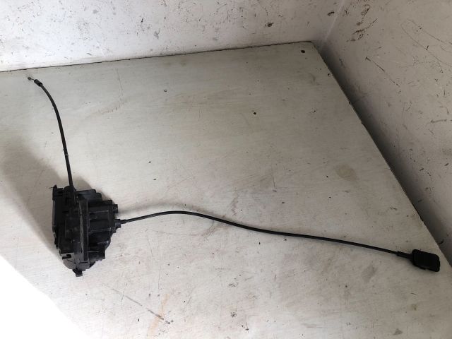 bontott RENAULT CLIO III Jobb hátsó Ajtózár