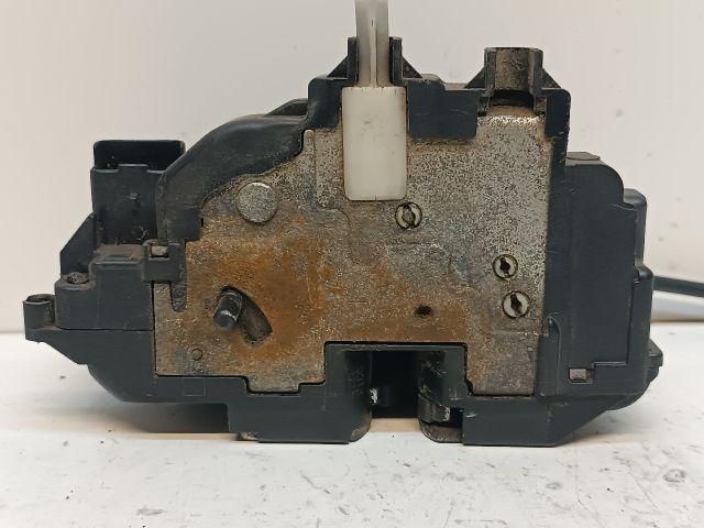 bontott RENAULT CLIO III Jobb hátsó Ajtózár