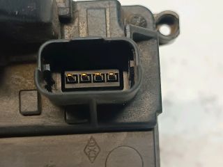 bontott RENAULT CLIO III Jobb hátsó Ajtózár