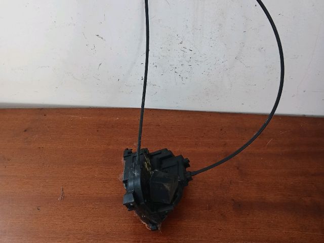 bontott RENAULT CLIO III Jobb hátsó Ajtózár