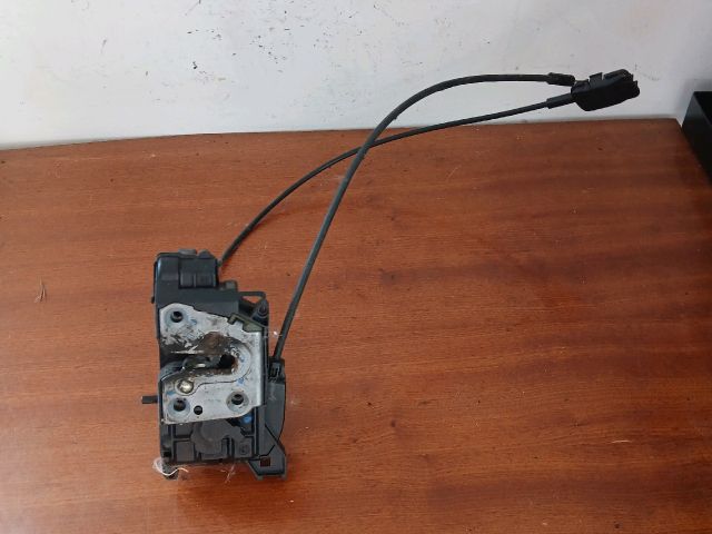 bontott RENAULT CLIO III Jobb hátsó Ajtózár