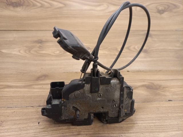 bontott RENAULT CLIO III Jobb hátsó Ajtózár