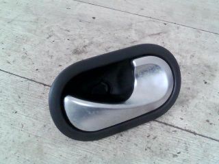 bontott RENAULT CLIO III Jobb hátsó Belső Kilincs