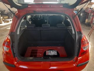 bontott RENAULT CLIO III Jobb hátsó Biztonsági Öv Csat