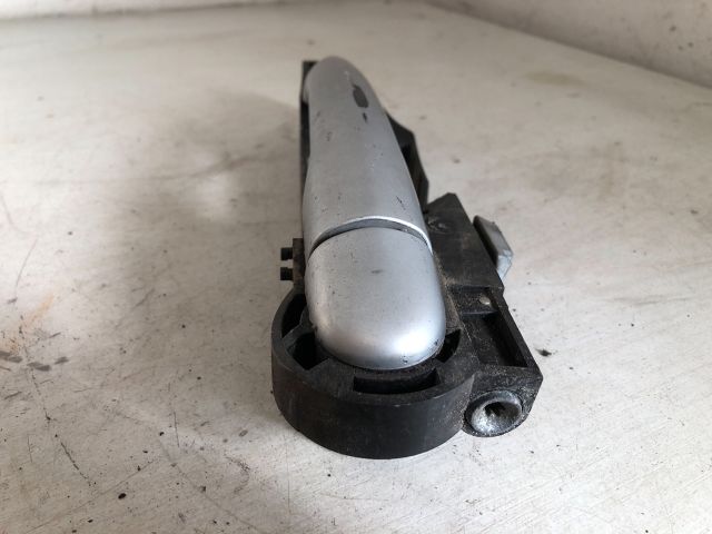 bontott RENAULT CLIO III Jobb hátsó Külső Kilincs